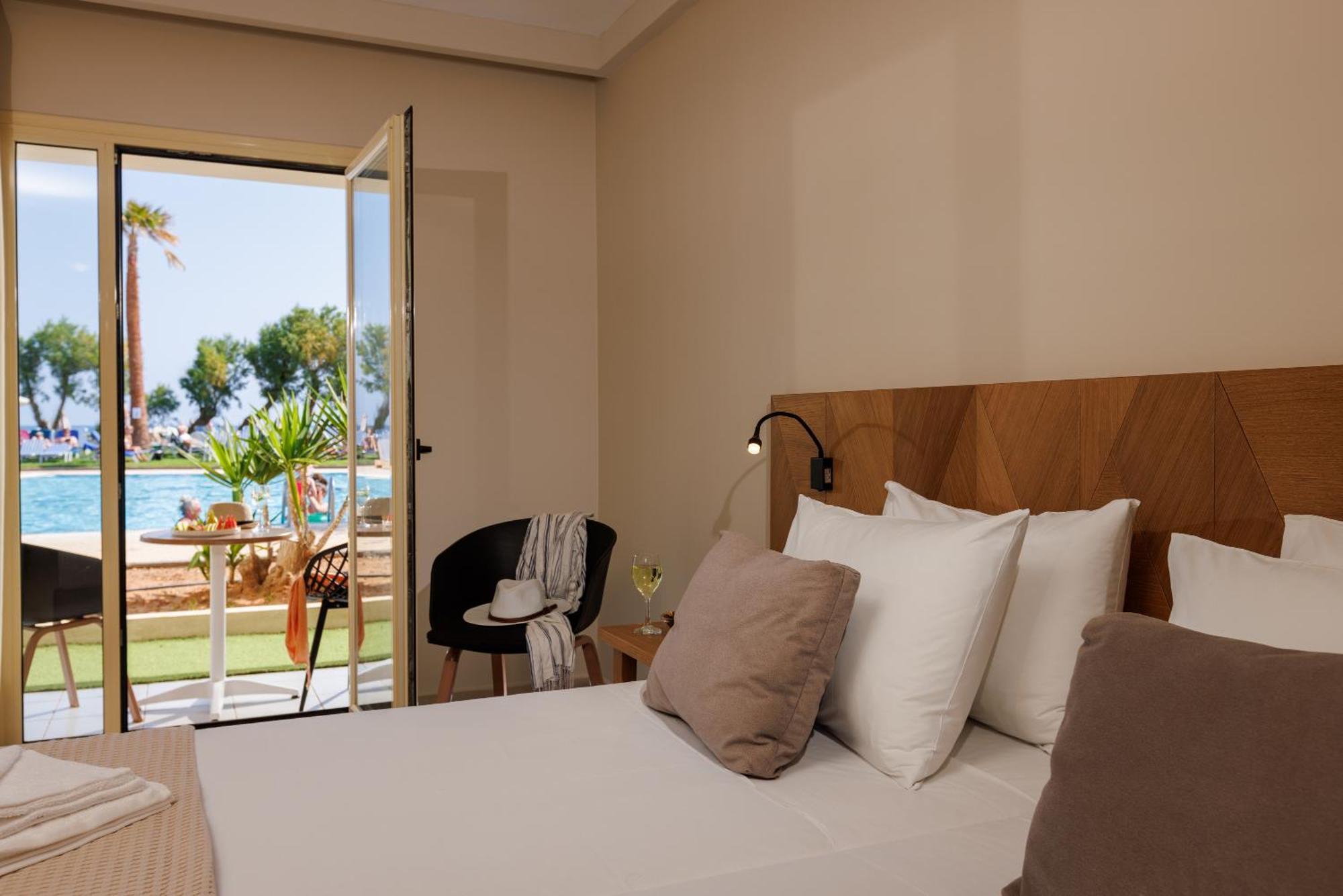 Malia Bay Beach Hotel & Bungalows Eksteriør bilde