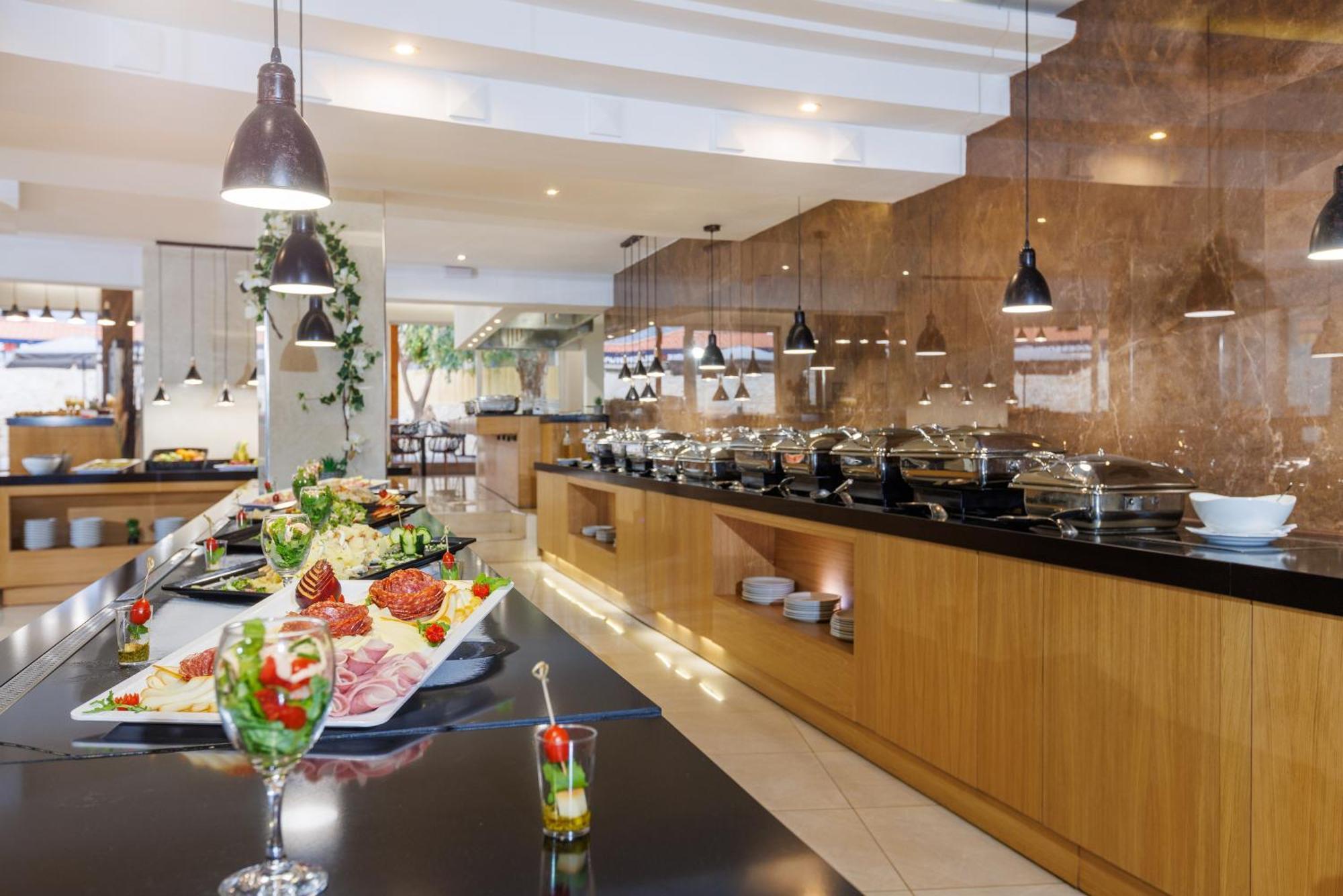 Malia Bay Beach Hotel & Bungalows Eksteriør bilde