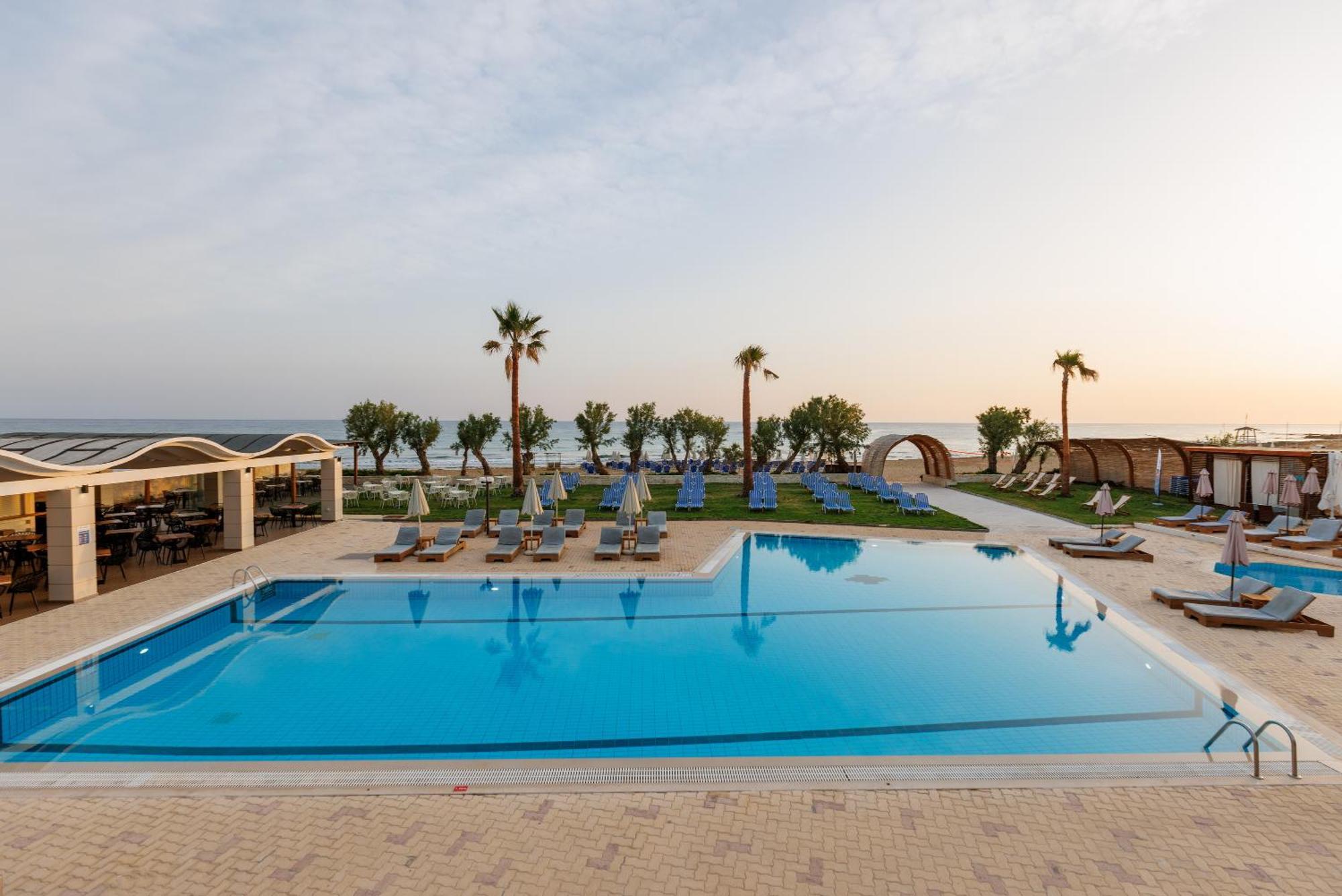 Malia Bay Beach Hotel & Bungalows Eksteriør bilde